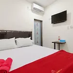 RedDoorz Syariah near Universitas Serambi Mekkah