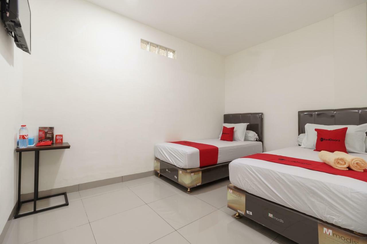 Reddoorz Syariah Near Universitas Serambi Mekkah