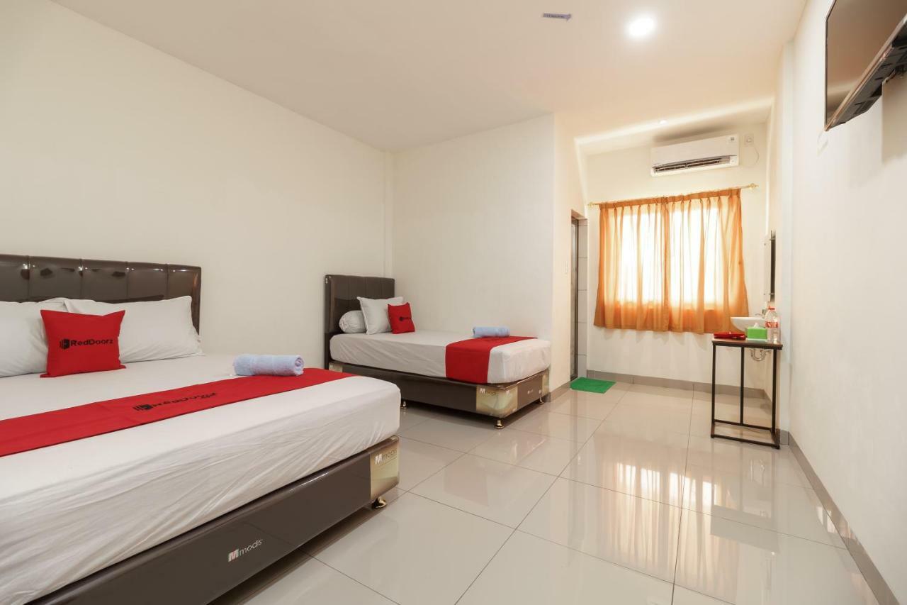 Reddoorz Syariah Near Universitas Serambi Mekkah Banda Aceh